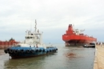 DQS tiếp nhận tàu Athena của PVTRANS vào Dock sửa chữa
