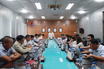 Đoàn Giám sát của Đảng uỷ Khối Doanh nghiệp Trung ương làm việc với Đảng uỷ DQS..