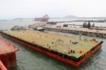 DQS receive Hoang Sa Vessel and VSP-05 Barges to repair